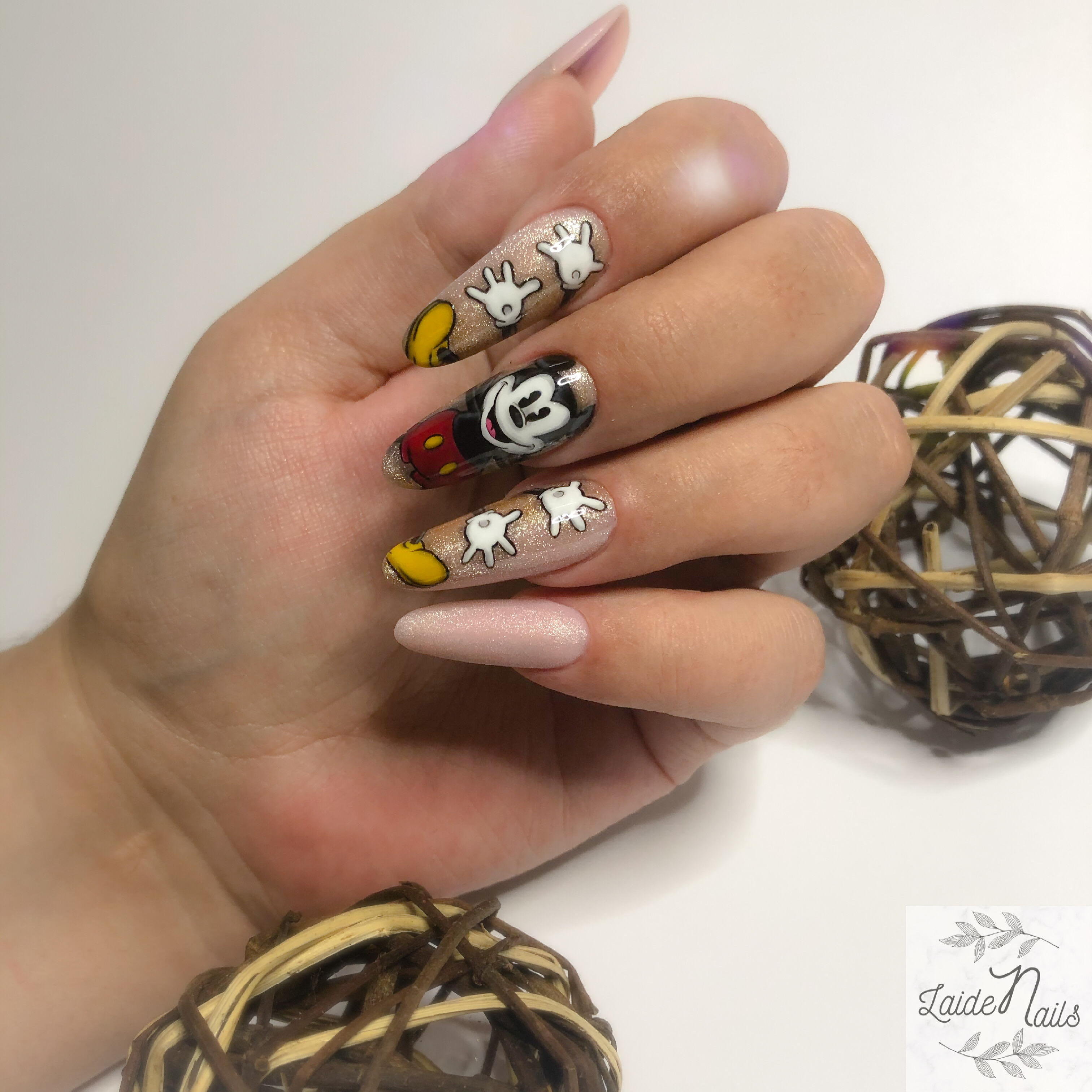 Galería Maiden Nails